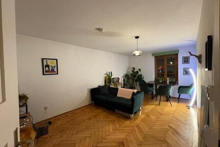 Lichtdurchflutete 2 Zimmer Wohnung im Herzen Deggendorfs