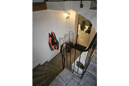 2,5 Zimmer Wohnung auf dem Bauernhof - Bergisch Gladbach