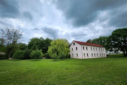 Zimmer - Appartement verfügbar! Campus Hochschule Anhalt Bernburg - Bernburg (Saale)