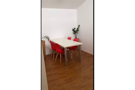 WG - 3 Zimmer mit Küche, Balkon - Pforzheim Eutingen