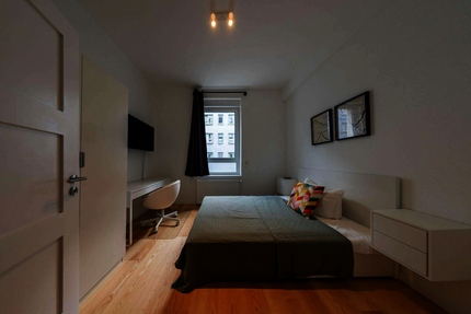WG-Zimmer in Frankfurt am Main 700,00 € 14 m²