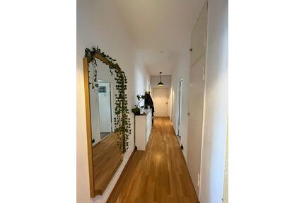 Schöne 3-Zimmer-Wohnung mit Balkon in familienfreundlicher Lage - Berlin Tempelhof-Schöneberg