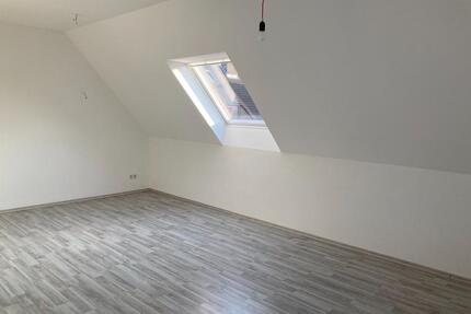 2 Zimmer Wohnung - 700,00&nbsp;EUR Kaltmiete, ca.&nbsp; 60,00&nbsp;m&sup2; in Ratingen (PLZ: 40880) Tiefenbroich