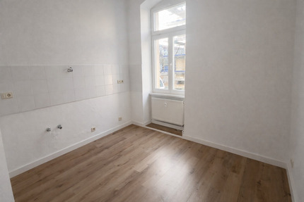 Renovierte 4-Zimmer-Wohnung im Erdgeschoss – ideal für WG oder Familie - Dresden Cotta