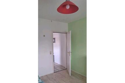 5 Zimmer ab sofort - 950,00&nbsp;EUR Kaltmiete, ca.&nbsp; 83,00&nbsp;m&sup2; in Hammersbach (PLZ: 63546)