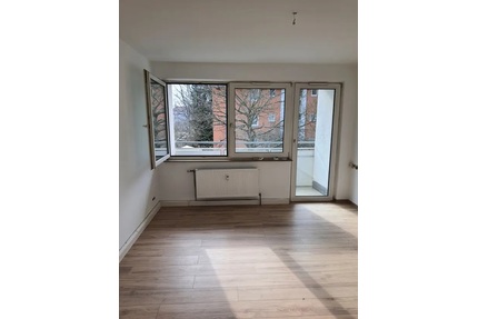 3-Zimmer Wohnung in Neu-Isenburg, 2. OG