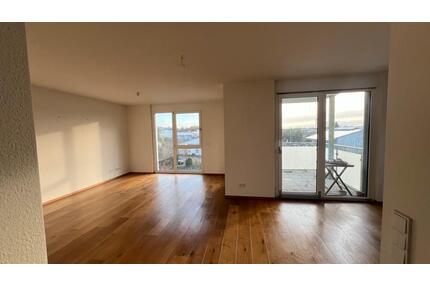 Schöne, helle 3 Zimmer Wohnung - 1.800,00&nbsp;EUR Kaltmiete, ca.&nbsp; 106,00&nbsp;m&sup2; in March (PLZ: 79232)