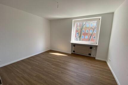 Helle 4-Zimmer Erdgeschosswohnung mit Terrasse zu vermieten - Geesthacht