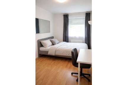 WG-Zimmer in Germering 780,00 € 10 m²