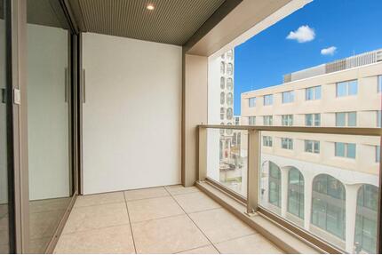 3-Zimmer-Wohnung mit Balkon und Loggia - München Aubing-Lochhausen-Langwied