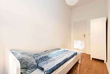 WG-Zimmer in Berlin 670,00 € 9 m²