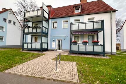 Niedliche 2-Zimmer-Dachgeschoss-Wohnung mit großem Balkon und Einbauküche! - Dortmund Huckarde
