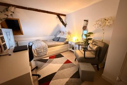 1 zimmer_Frauen WG_3 Zimmer Wohnung - Leinfelden-Echterdingen