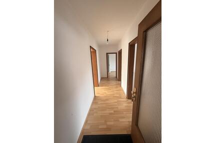 Schöne 2-Zimmer Wohnung im 1.OG mit Blick ins Grüne - Kamen