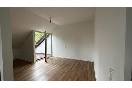 4 Zimmer Küche Bad 70 qm Balkon,Pkw Stellplatz - Niederneisen