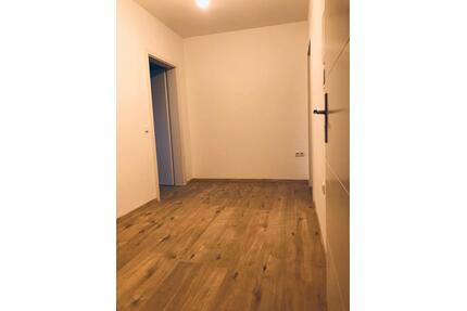 2-Zimmer DG Wohnung (ohne Balkon) - Brühl