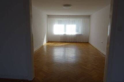 chice 3 Raum Altbauwohnung in Toplage von Essen Stadtwald