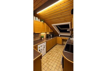 Helle 2 5 - Zimmer - DG - Wohnung - Ostfildern