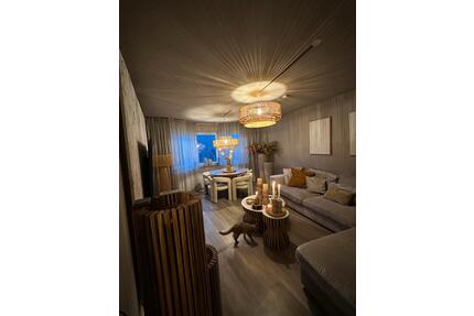 Schön geschnittene 3- Zimmer Wohnung direkt am Rhein - Top Lage - Köln Chorweiler