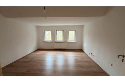 Helle 2 Zimmer DG-Wohnung 69 qm in Gladbeck mit Top Lage