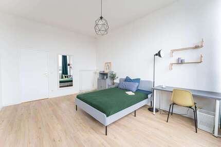 WG-Zimmer in Berlin 900,00 € 19 m²