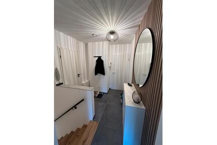 Zwei Zimmer Maisonette Wohnung in Köln Lövenich