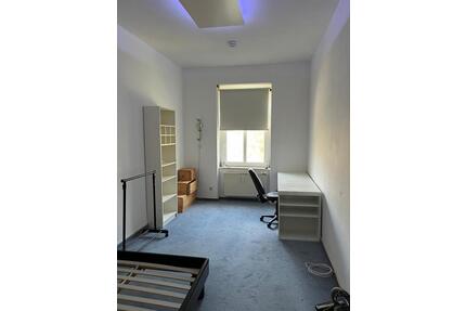 WG Zimmer in 3er WG Bernsdorf - 232,00&nbsp;EUR Kaltmiete, ca.&nbsp; 14,50&nbsp;m&sup2; in Chemnitz (PLZ: 09126) Bernsdorf
