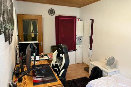 Wg Raum zu Vermieten - 490,00&nbsp;EUR Kaltmiete, ca.&nbsp; 15,00&nbsp;m&sup2; in Darmstadt (PLZ: 64295) Darmstadt-West