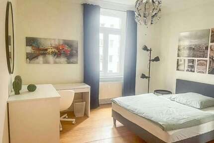WG-Zimmer in Frankfurt am Main 899,00 € 20 m²