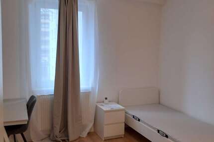 WG-Zimmer in Nürnberg 425,00 € 14 m²