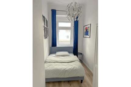 WG-Zimmer in Berlin 999,00 € 15 m²
