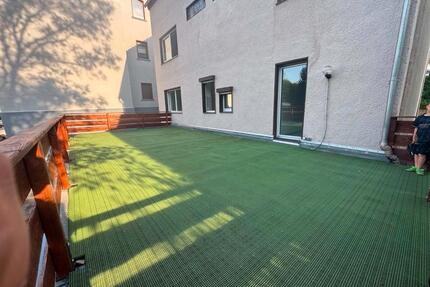3,5 Zimmer EG Wohnung mit großer Terrasse + Garage + Souterrain - Bochum Bochum-Südwest