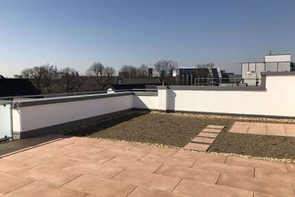 Wohnung zum Mieten in Krefeld 1.980,00 € 198 m²