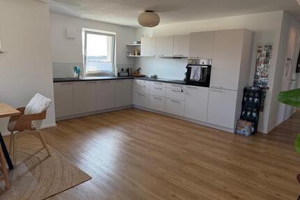 4-Zimmer -Wohnung mit Balkon und Einbauküche in ruhiger Lage - Markdorf