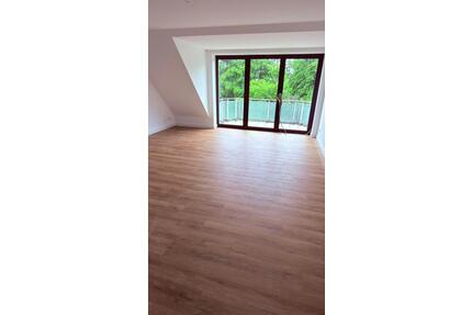 Toller 3 Zimmer Wohnung frisch saniert Alte Krefelder Straße 64b