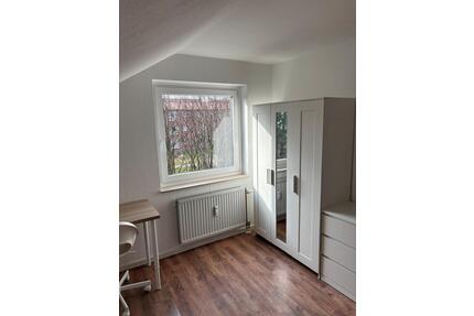 Saniertes WG Zimmer in Nadorst - Saniert - Möbliert - Nadorst - Oldenburg Bürgeresch