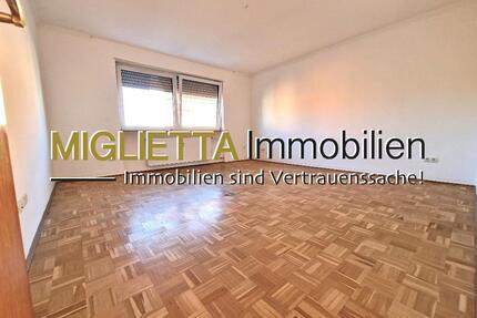 Modernisierte 3-Zimmer-Wohnung mit Balkon - Ludwigshafen Mundenheim
