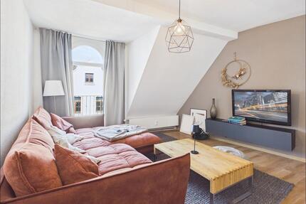 Viel Platz mitten in der Stadt - außergewöhnliche 4 Zimmer Wohnung mit EBK in der Fußgängerzone - Aschaffenburg Österreicher Kolonie