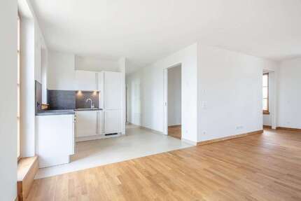 Wohnung zum Mieten in München 2.490,00 € 89.63 m²