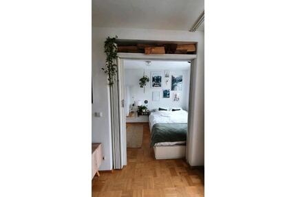 Wohnung an Wiesnbedienung(en) abzugeben - München Giesing