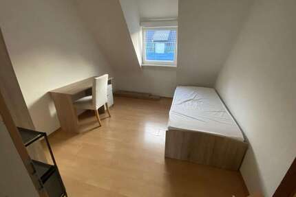 WG-Zimmer in Stuttgart 375,00 € 12 m²