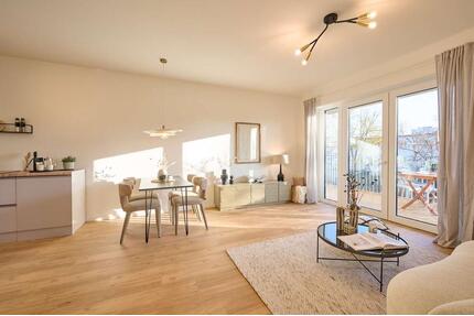 Cosmo Berlin - großzügige 3 Zimmer mit Südbalkon und EBK um Weitlingkiez, sofort bezugsfrei