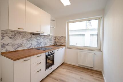 Sanierte 2-Zimmer Wohnung mit Einbauküche in Remscheid