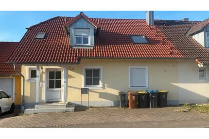 Zwei Zimmer DG Wohnung Pöttmes Zentrumsnah