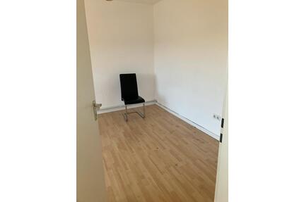 3 Zimmer Dachgeschoss Wohnung - 800,00&nbsp;EUR Kaltmiete, ca.&nbsp; 58,00&nbsp;m&sup2; in Osnabrück (PLZ: 49078) Hellern