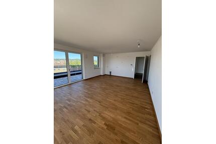 Wunderschöne 3-Zimmer Wohnung im Betreuten Wohnen über den Dächern von Deggendorf