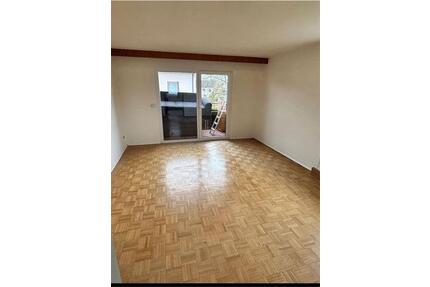 4 Zimmer Wohnung in Wetzgau - 950,00&nbsp;EUR Kaltmiete, ca.&nbsp; 85,00&nbsp;m&sup2; in Täferrot (PLZ: 73527)