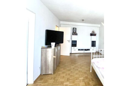 Essen-Frohnhausen - 33 qm - 1 Zimmer und separate Küche mit Einbauküche - modernes Duschbad
