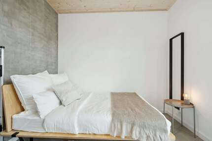 WG-Zimmer in Berlin 760,00 € 10 m²