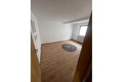 Sanierte 3 Zimmer WHG in Oberstein zu vermieten - Idar-Oberstein
